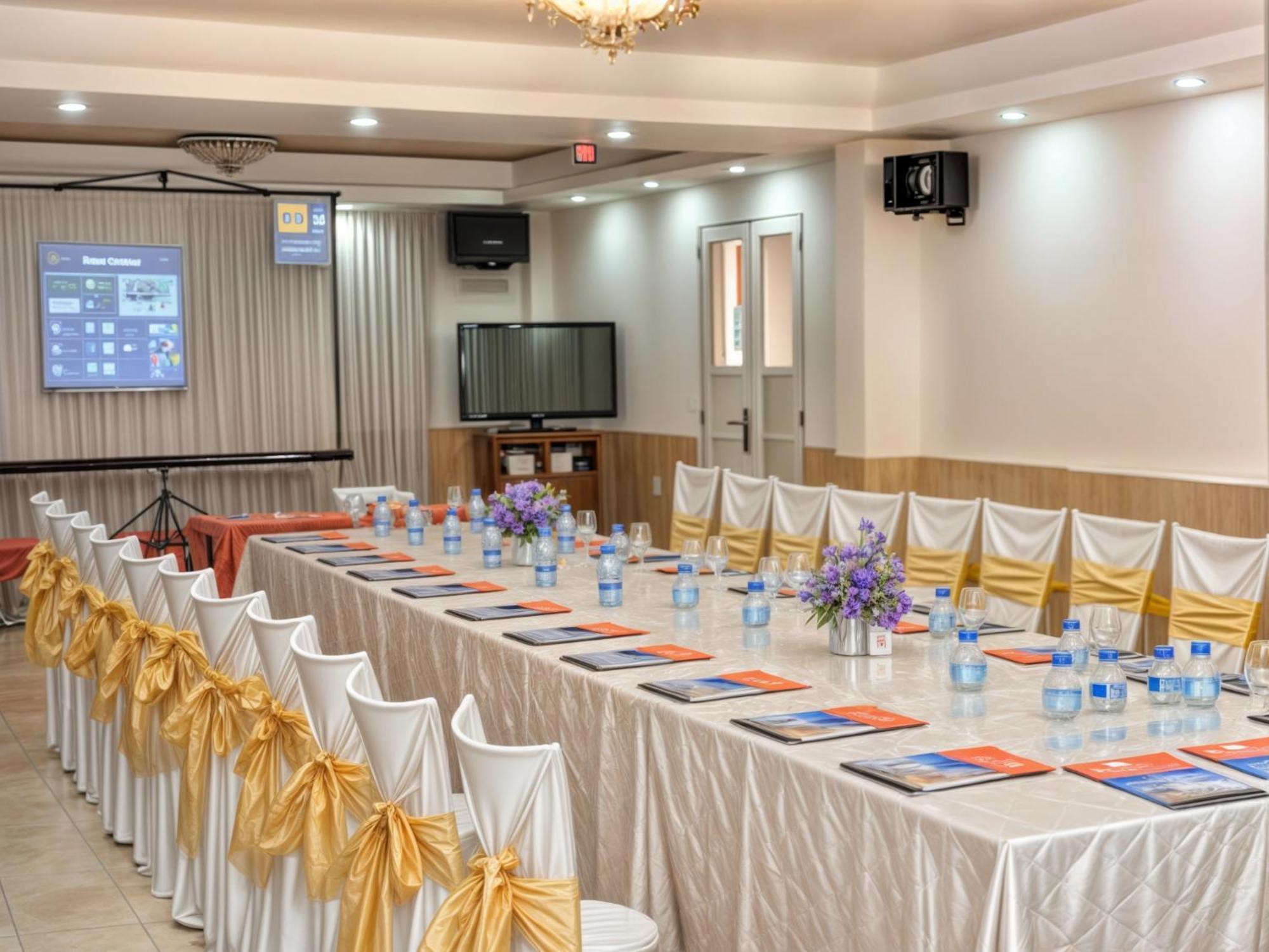 Cct Luxury Hotel Nha Trang Dış mekan fotoğraf
